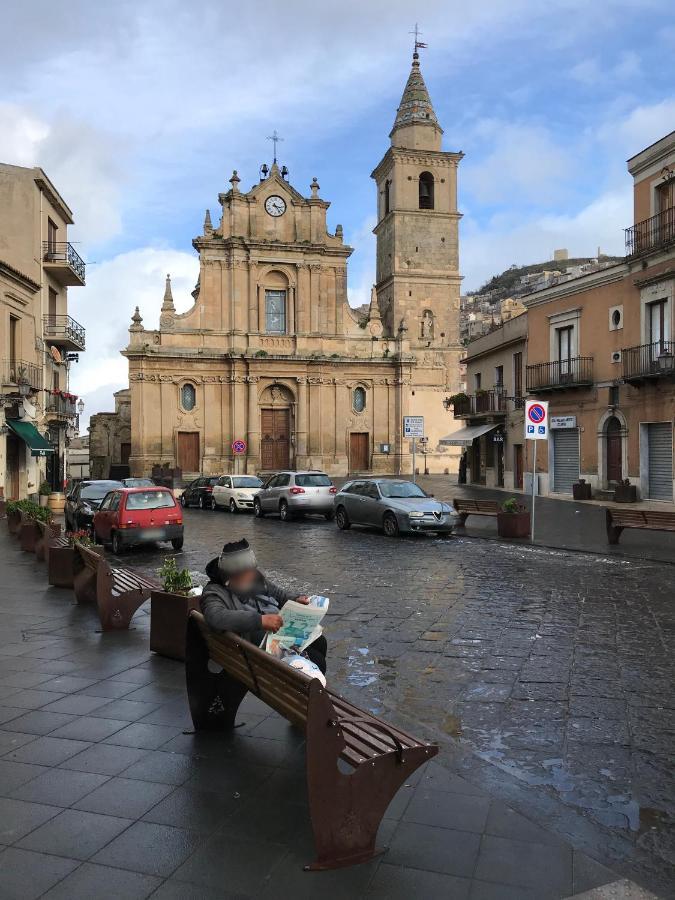 Sopra La Piazza Villa Agira Екстериор снимка